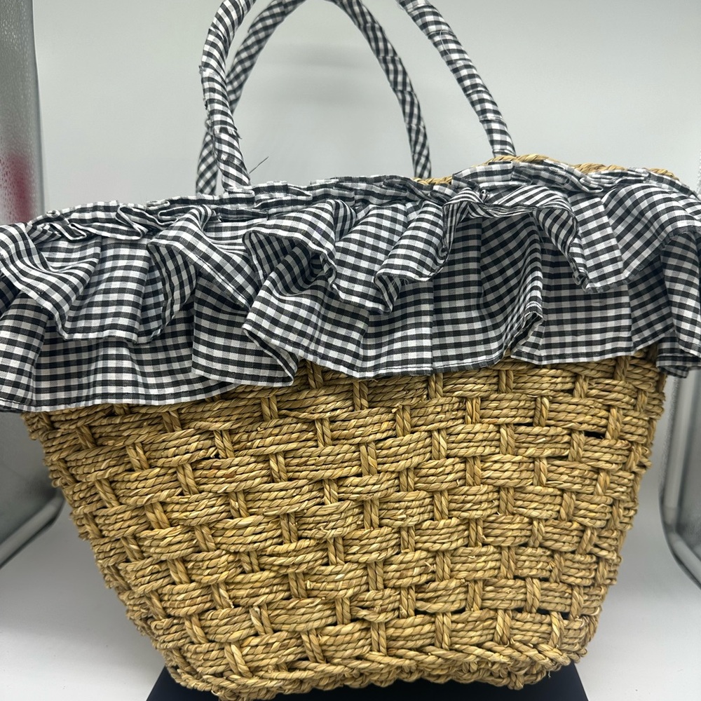 Stylish Woven Basket Bag with Gingham Ruffle